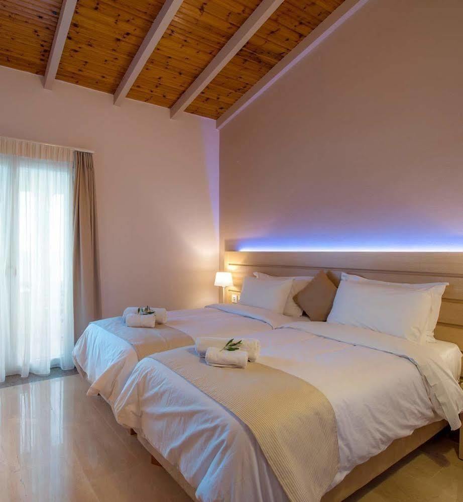 Krouzeri Beach Apartments Katávolos Dış mekan fotoğraf