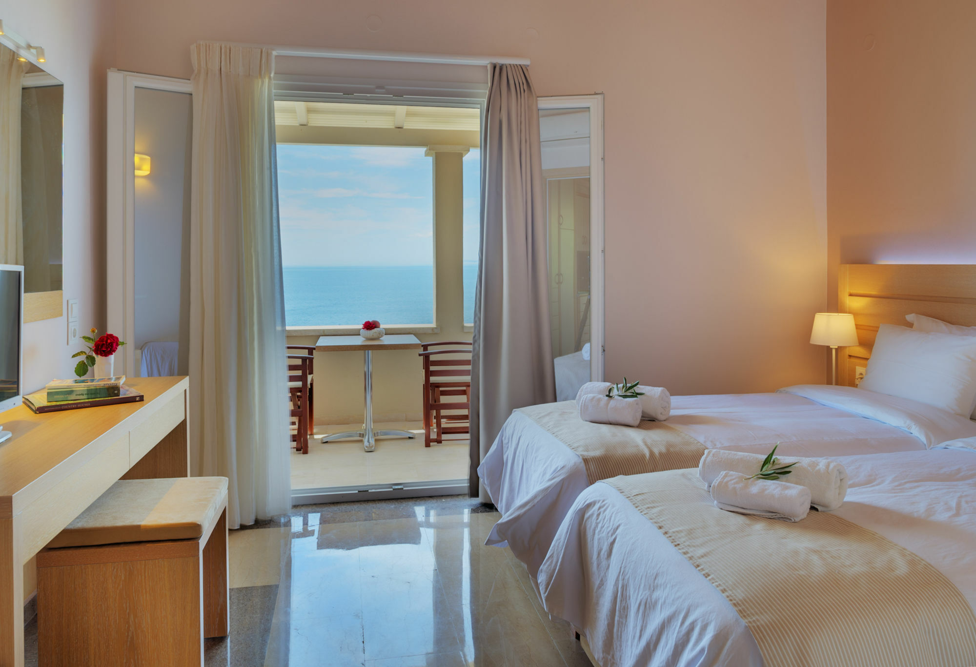 Krouzeri Beach Apartments Katávolos Dış mekan fotoğraf